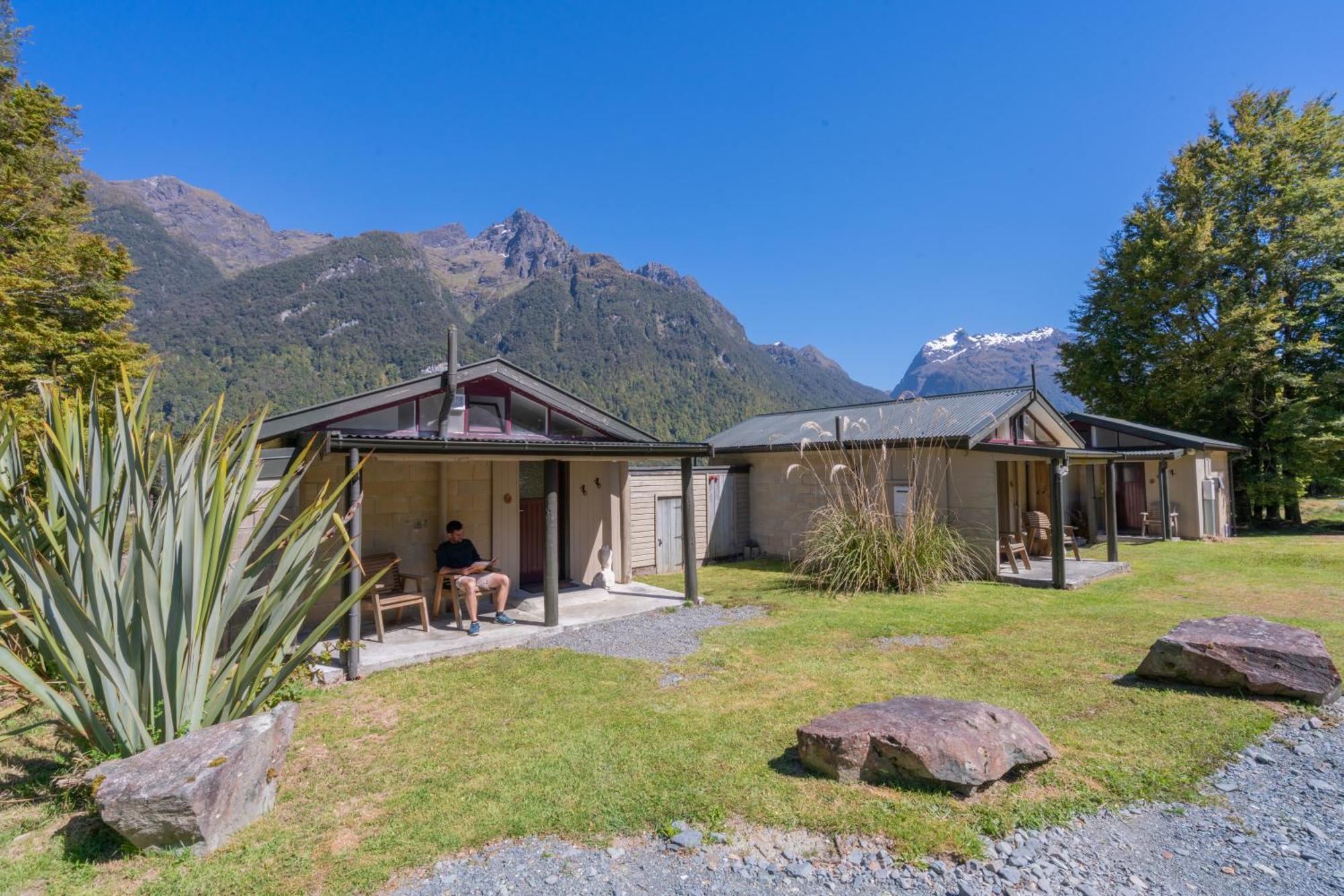 Eglinton Valley Camp Te Anau Downs Экстерьер фото